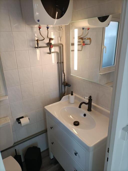 Traumhafter Wasserblick Klein Stromkendorf Exterior foto