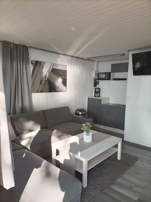 Traumhafter Wasserblick Klein Stromkendorf Exterior foto